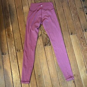 Lululemon Athletica Mauve Leggings 6 tall